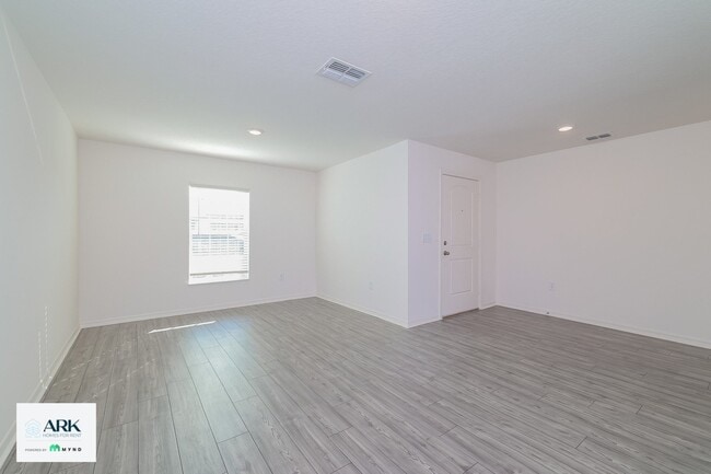 217 Kensington View Blvd