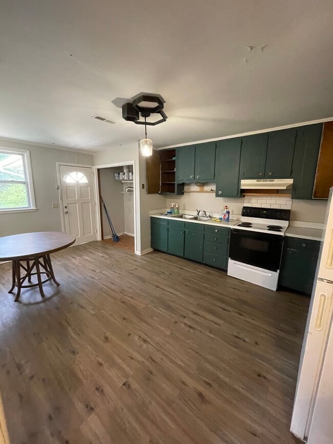 Photo - 637 Huntington Ridge Dr