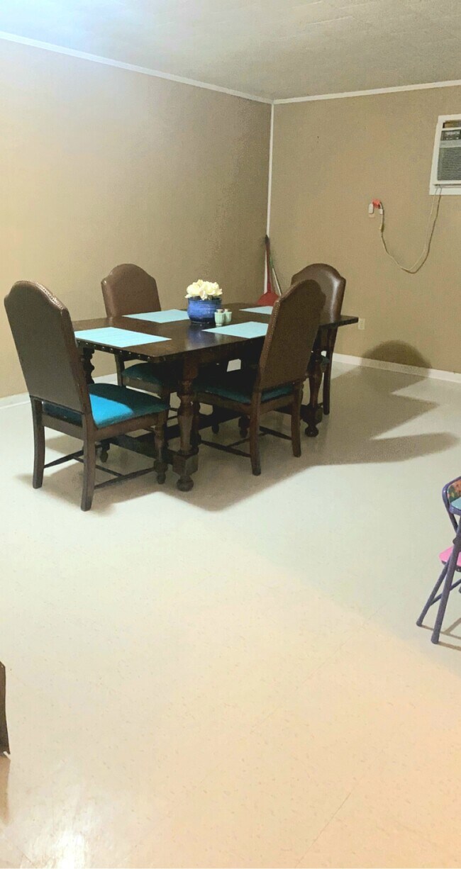 Photo - 870 steiner rd