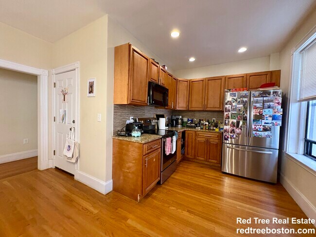 Photo - 184 St Paul St Unit 1