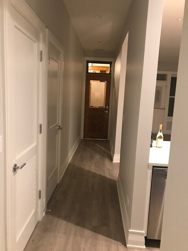 Photo - 2318 W Thomas St Unidad 1F