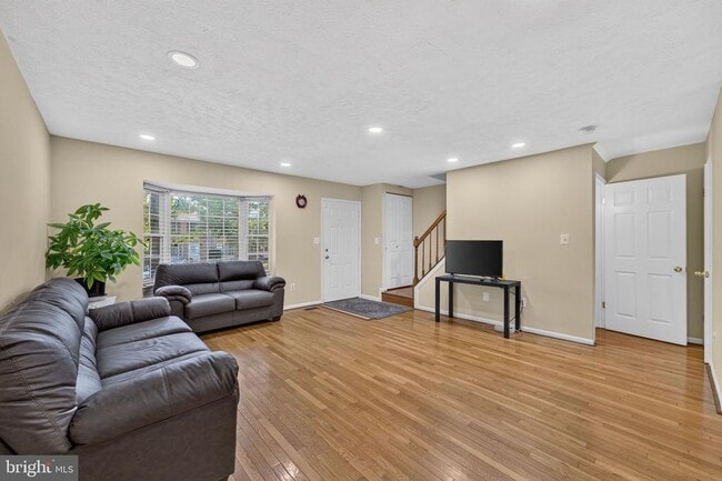 1152 Southern Night Ln
