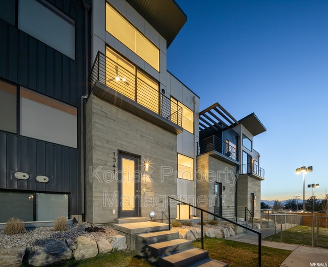 Photo - 1541 E Talo Ct