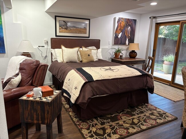 Photo - 9366 Cornell Cir Unidad Cornell Cir