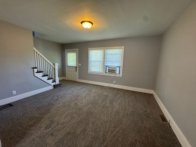 Photo - Pet-Friendly 2 Bed Townhome Across from Stephens Park | Utilities Included