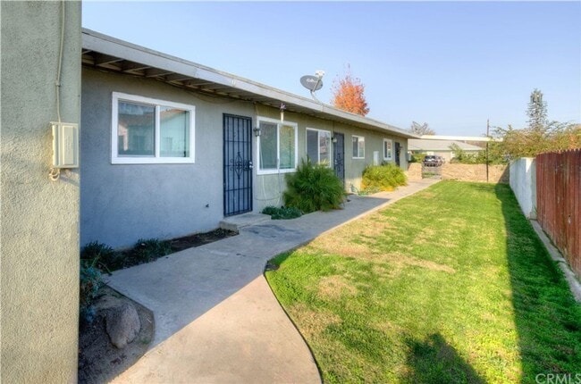 Photo - Single story 1 bedroom / 1 bath apartment Unit #A