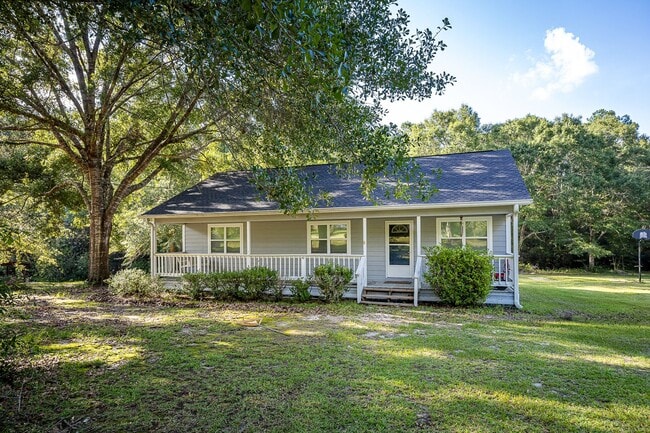 Photo - Peaceful Country Living on 2.4 Acres in Saucier