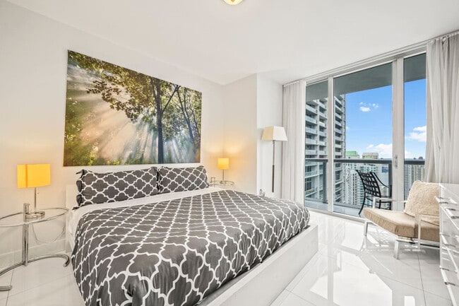 Photo - 485 Brickell Ave Unit SI ID1520400P