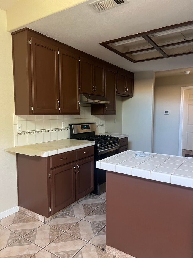 Photo - Lovely 3 bedroom 2 bath home in a great neighhborhood