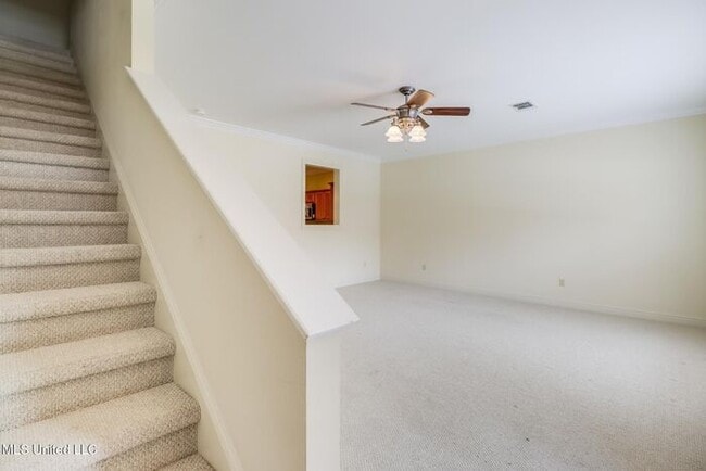 Photo - 908 Jefferson Dr