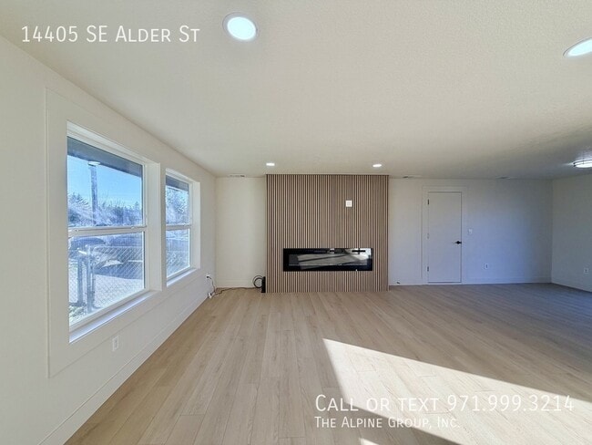 Photo - 14405 SE Alder St