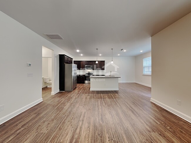 Photo - 3283 Oakfields Rd