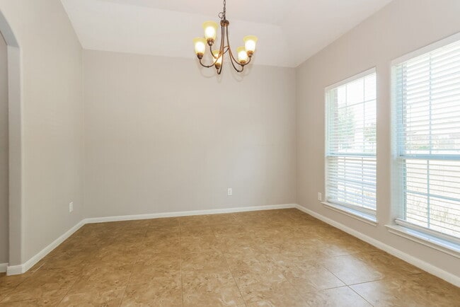 Photo - 18415 Sunrise Maple Dr