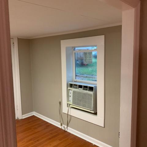 Building Photo - 1121 James St Rental