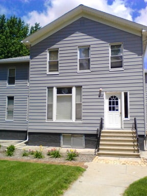 Building Photo - 614 E Walnut St Unit Apt 5