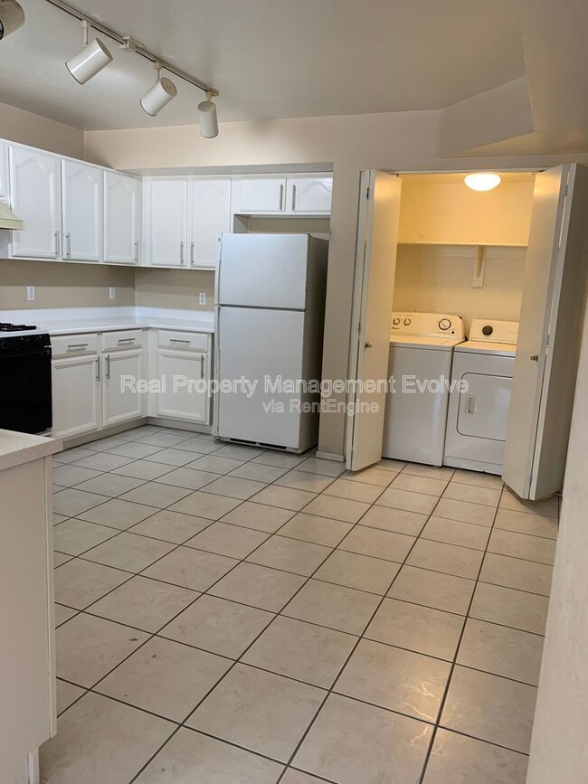 Photo - 7418 W Eva St