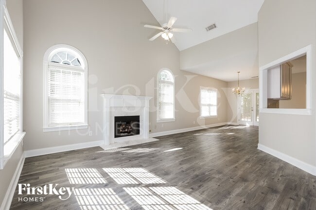 Photo - 239 James Allen Pl