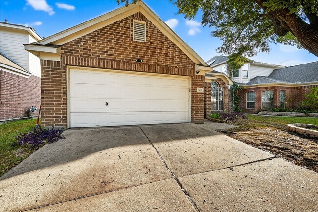 Photo - 19439 Hillside Springs Cir