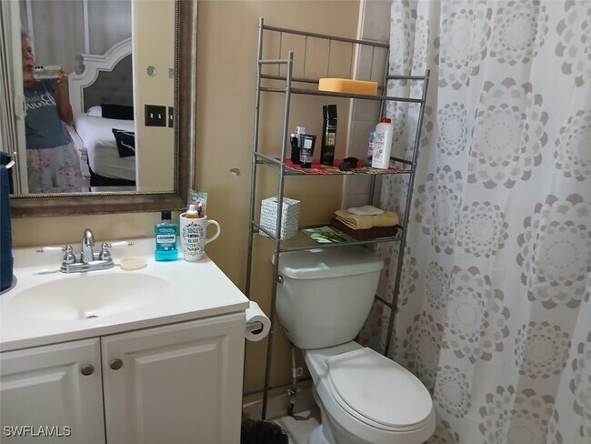 Photo - 2105 Cypress Ct