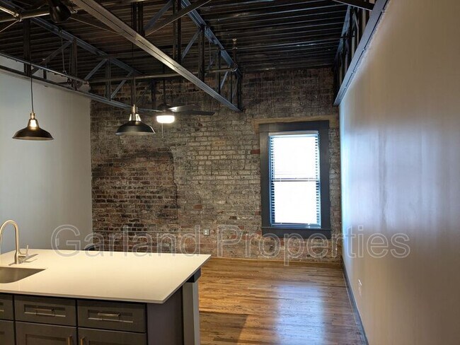 Photo - 34 1st St NE Unit 0-205