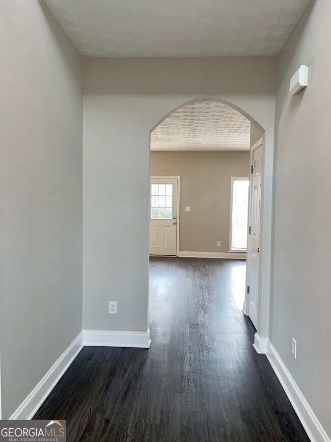 Photo - 299 Sheffield Chase