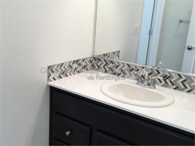 Photo - 3831 Comstock Pl