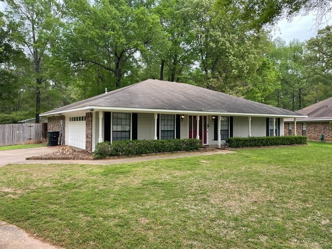 Beautiful 3 Bedroom Shreveport Home - Beautiful 3 Bedroom Shreveport Home