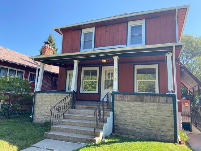 Building Photo - 2BD/1BA In Hammond Unit Apt 1