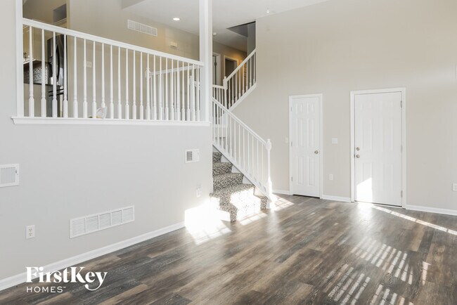 Photo - 800 Hilltop Rd