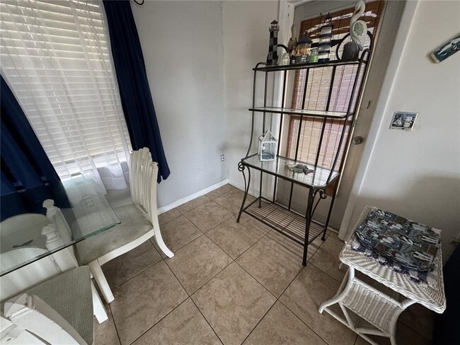 Photo - 40 W Cowles St