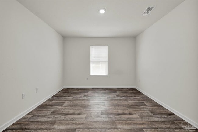 Photo - 5557 Galahad Trl