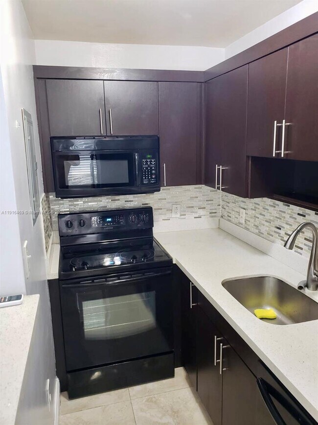 Photo - 1860 Venice Park Dr Unit 107