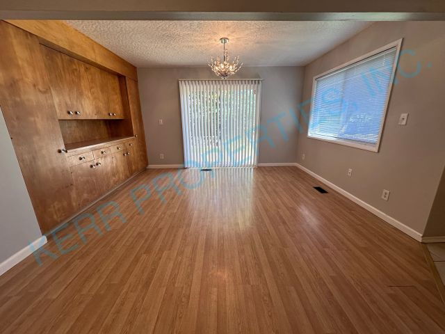 Photo - Charming Portland Retreat: 3-Bed, 2-Bath Home with Hardwood Floors & Cozy Fireplace!