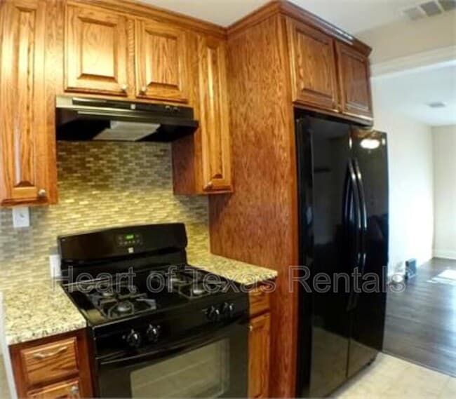 Photo - 2729 Proctor Ave