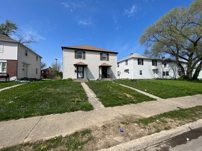 Photo - 1310-1312 E 25th Ave Unidad 1310