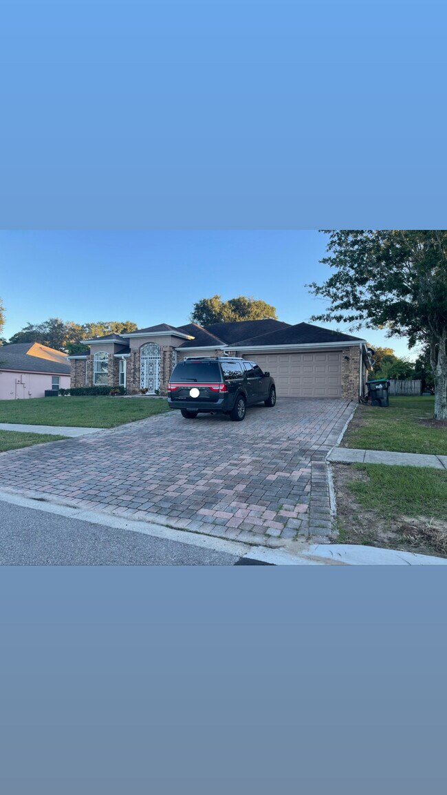 Front of house - 7346 Woodworth Way