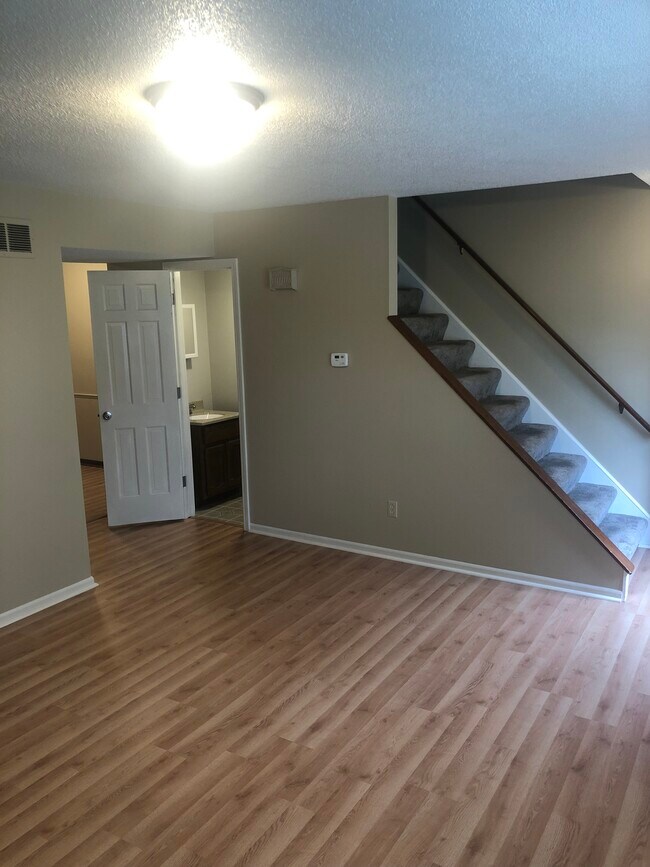 Photo - 642 Arbor St