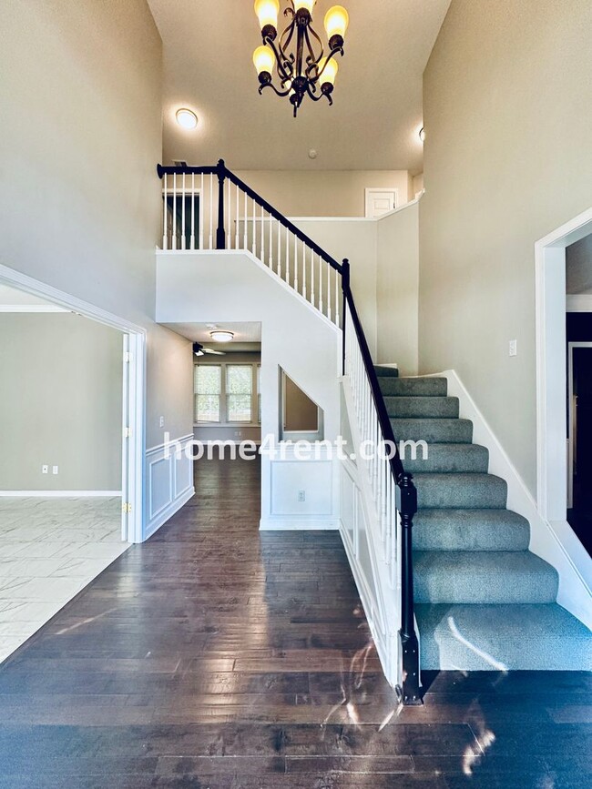 Photo - Elegant Cul-de-Sac Retreat with 5th Bedroo...