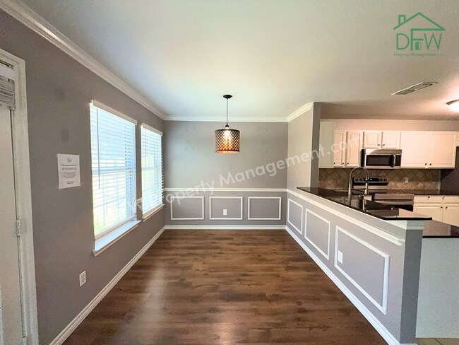 Photo - Charming 3BR/2.5BA Corner Home in Euless – Pool, Fireplace & Garage!