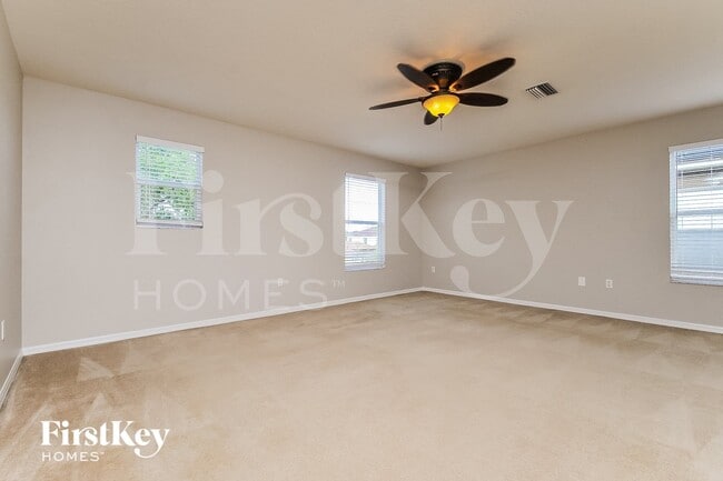 Photo - 6942 Lake Eaglebrooke Dr