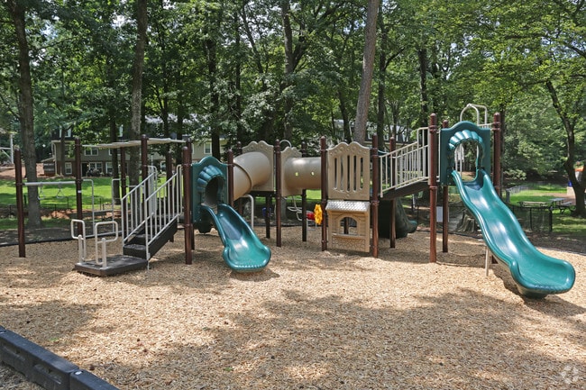 Photo - The Avenue Apartments