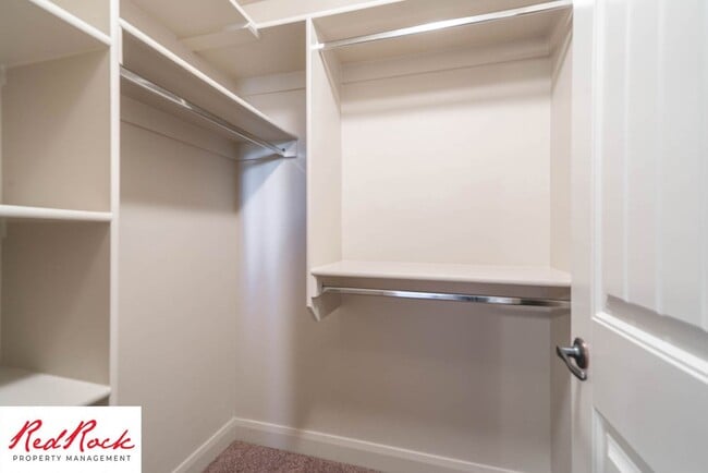 Photo - 3 Bedroom Townhome In Southgate Community