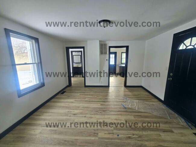 Photo - 227 E Washington St