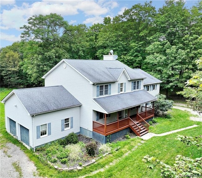 80 Old Quaker Hill Rd