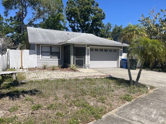 Building Photo - 3017 Whispering Dr N Rental