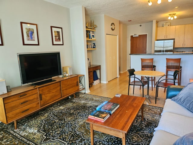 Photo - 600 N Kingsbury St Unit 1404