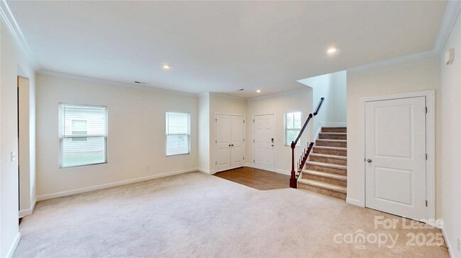 Photo - 4523 Collingham Dr