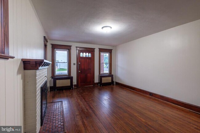 1604 Hamilton Ave