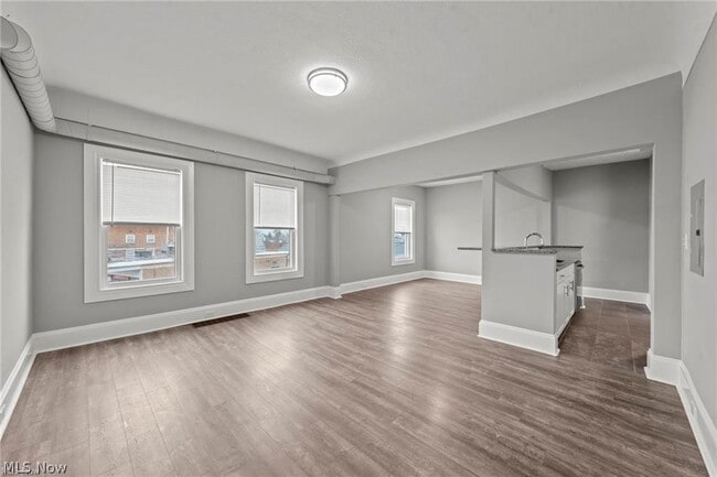 Photo - 6812 Detroit Ave Unit 1