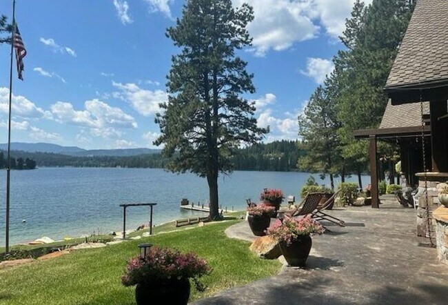 Photo - 22592 US-2 Casa